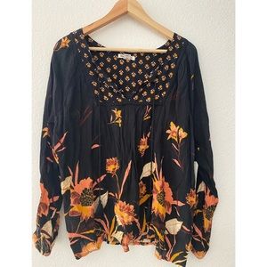 Billabong Blouse Black Floral NWT